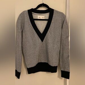 Chic V-Neck Sweater in Black and Gray